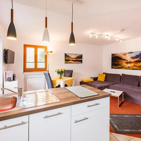 Gaestehaus Wolfgang Inkl. Chiemgaukarte 公寓 *